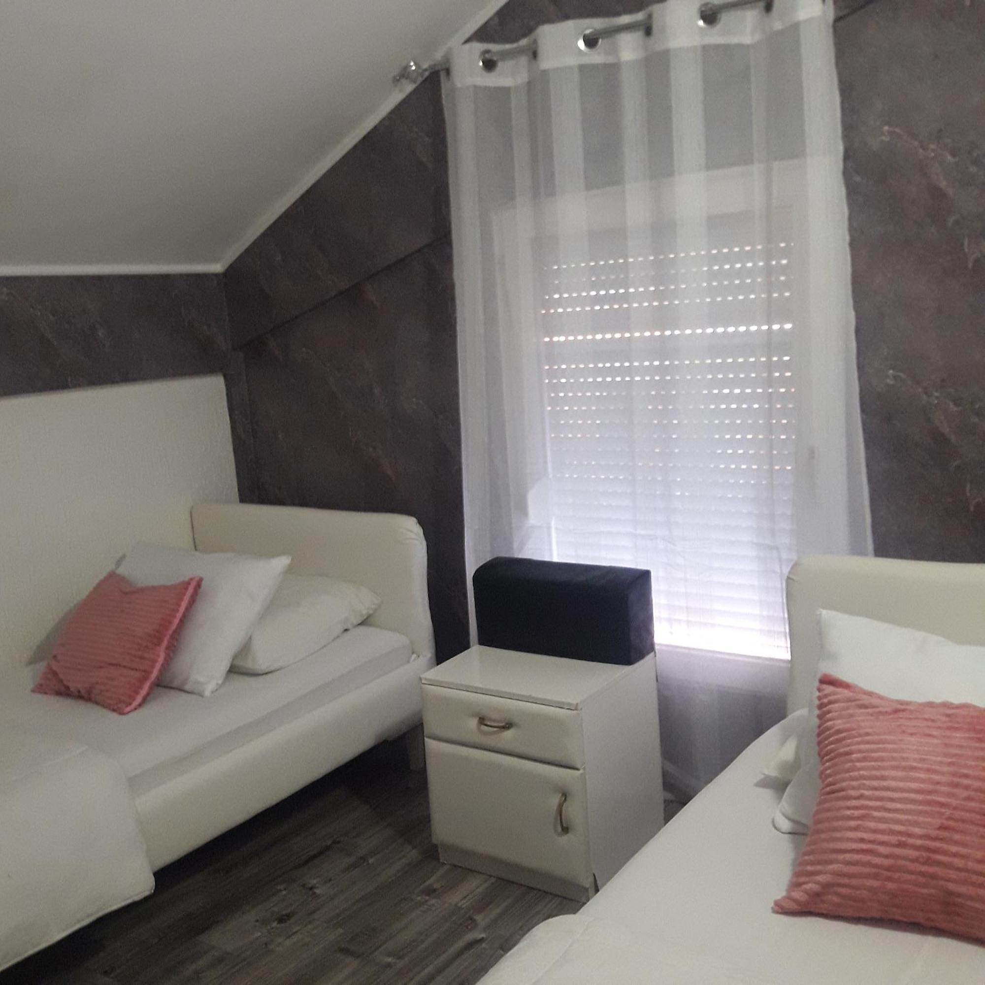 Apartmani Ni Exterior foto